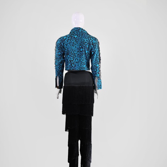 Blue Leopard Print Crop Top with Sheer Lace Sleeves - Picture 3 of 4